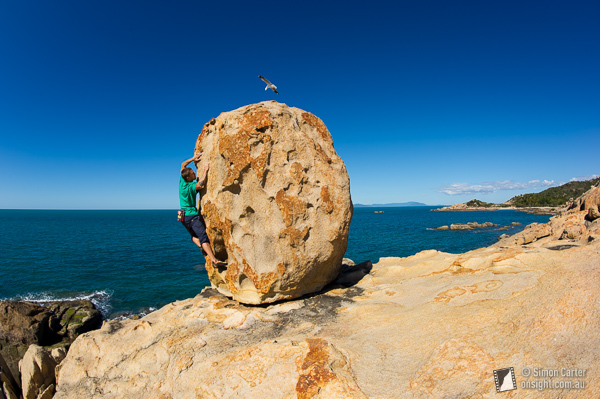 Tomic Kluzniak bouldering at Bowen.