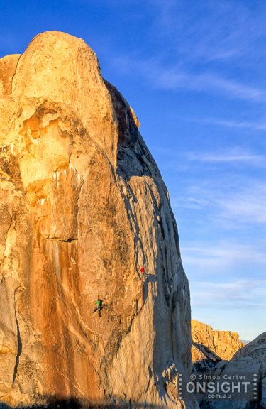 Figures on a Landscape (V)